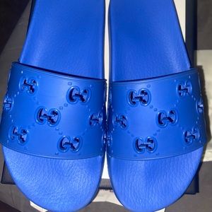 Authentic Gucci Pursuit Logo Slides